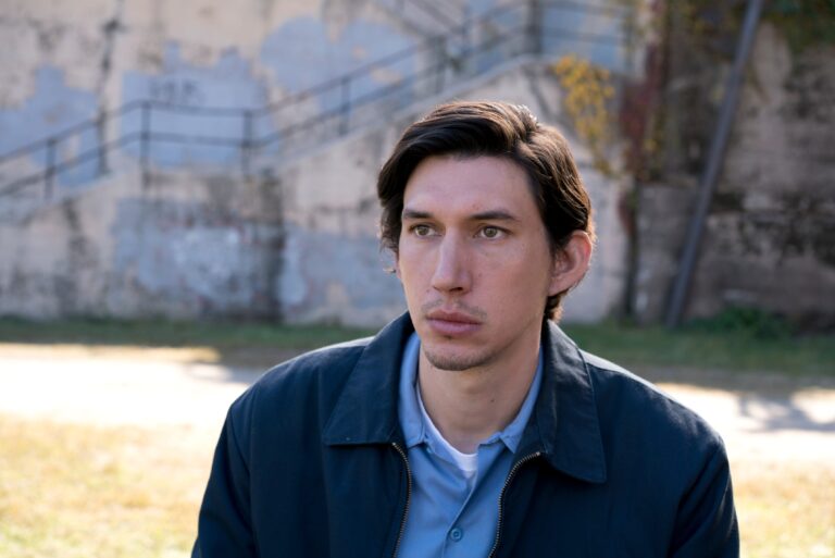 Maraton Filmowy z Adamem Driverem w FilmBox Premium HD! “Paterson,” “Dom Gucci” i “Milczenie” już 13 października